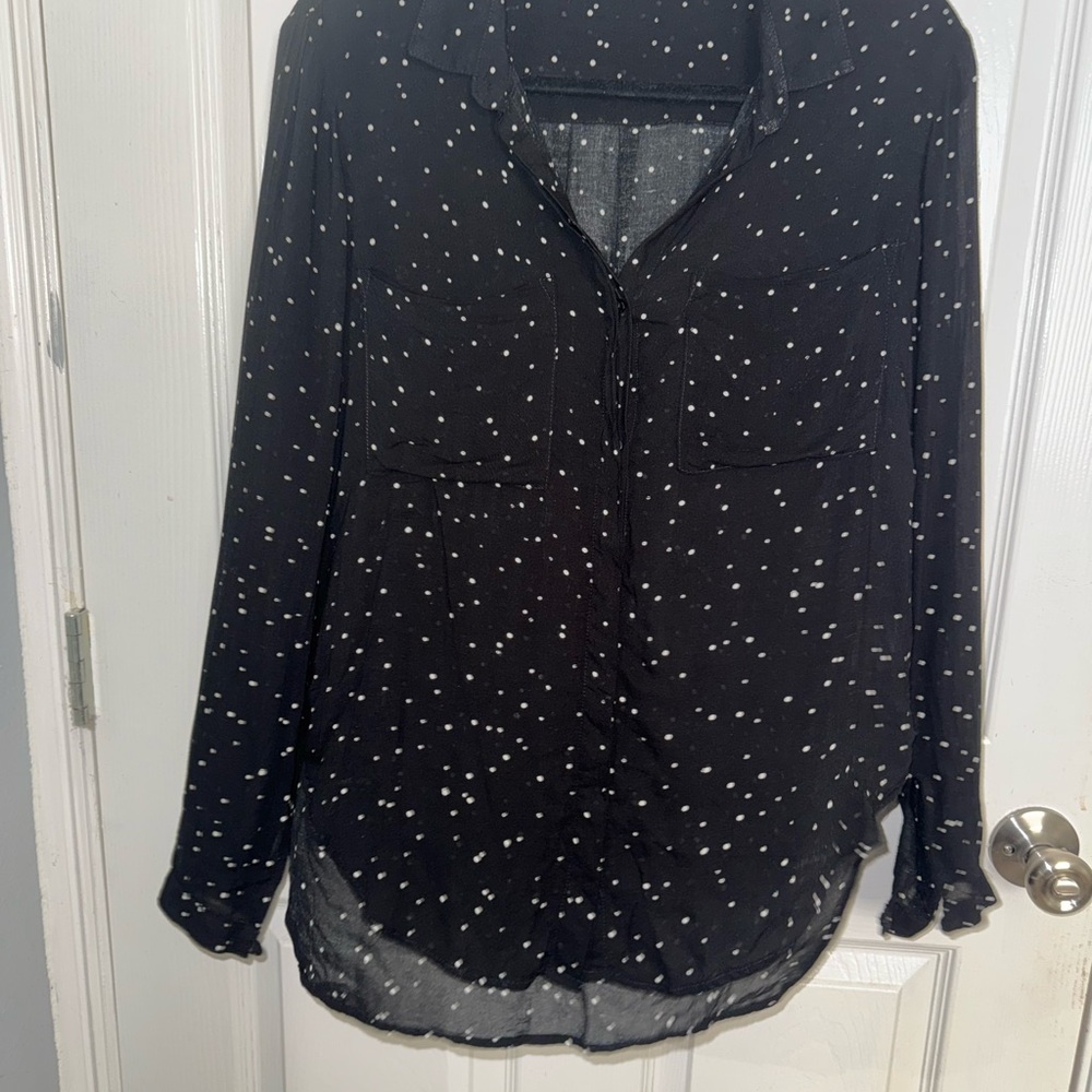 Bella Dahl black polka dot sheer button-up 🌟